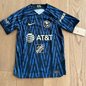 NWT Nike Club America Soccer Jersey Boys Size Small